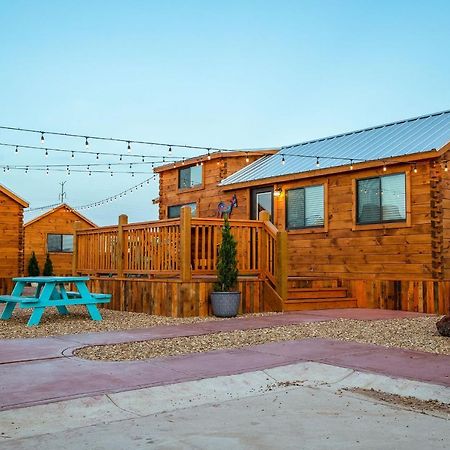 The Big Texan - Cabins And Wagons Amarillo Eksteriør bilde