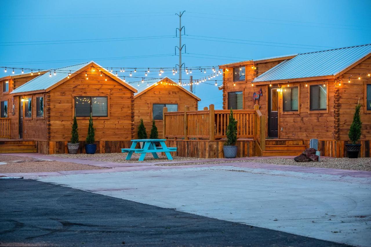 The Big Texan - Cabins And Wagons Amarillo Eksteriør bilde